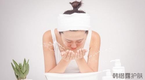 如何有效祛痘，護(hù)膚品的使用順序很重要！